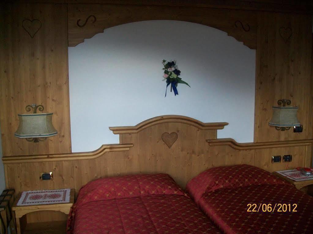 Hotel San Martino San Martino Di Castrozza Exterior foto
